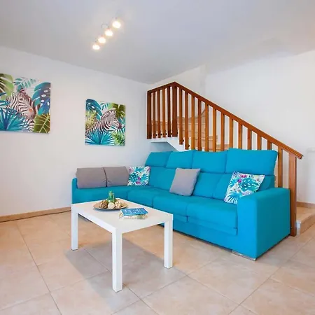 Playa Blanca Sleeps 6 Pool Air Con Wifi Playa Blanca (Lanzarote)