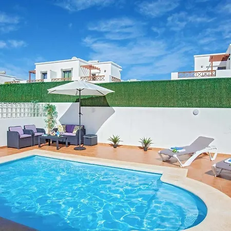 Playa Blanca Sleeps 6 Pool Air Con Wifi * Playa Blanca (Lanzarote)